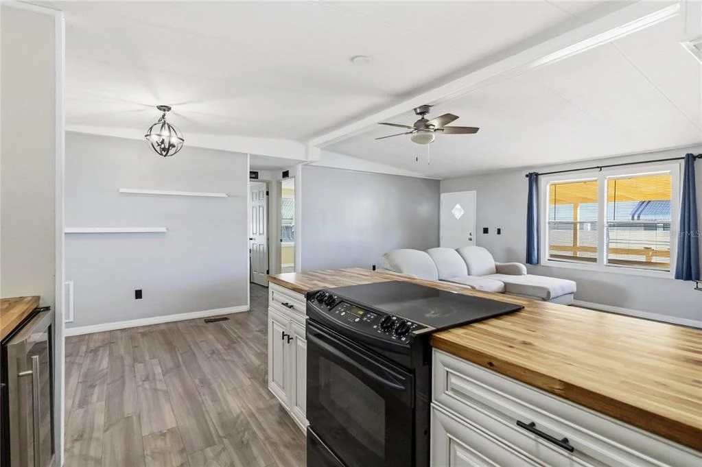 Photo of 2320 DARBY LANE