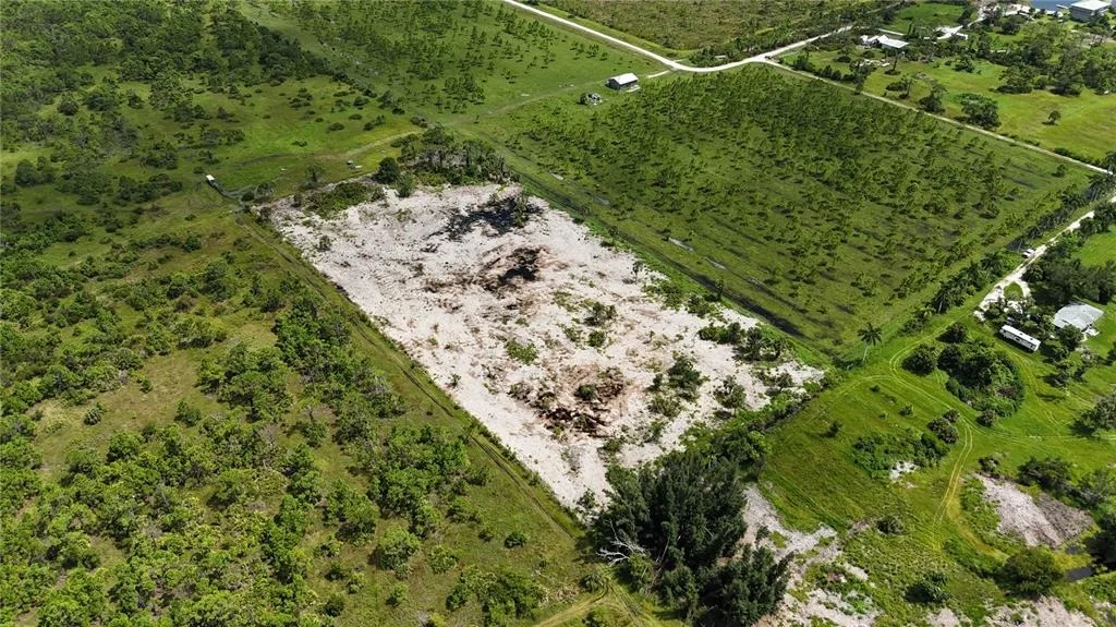 Photo of 6455 STRINGFELLOW ROAD