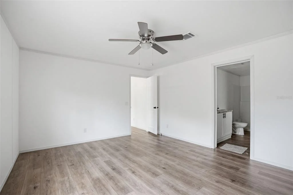 Photo of 9533 ROUND LAKE DRIVE