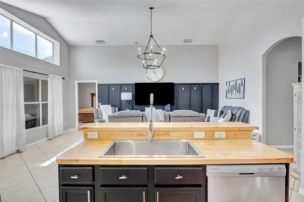 Photo of 8335 ADELE ROAD