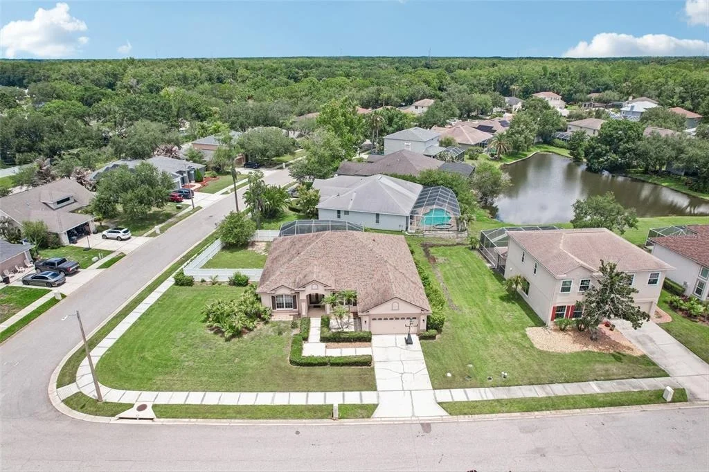 Photo of 1008 ROBINWOOD DRIVE