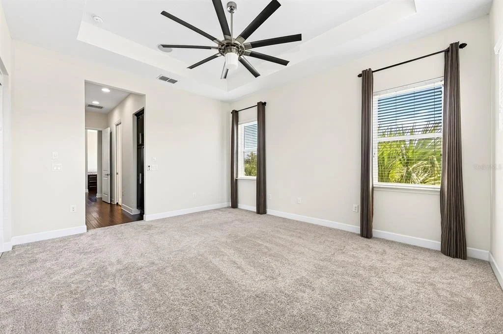 Photo of 8130 LAUREATE BOULEVARD