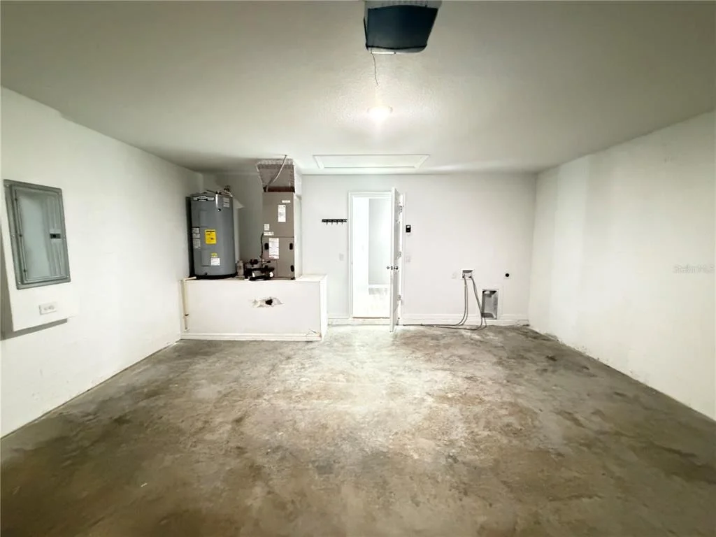 Photo of 214 LOCUST LANE