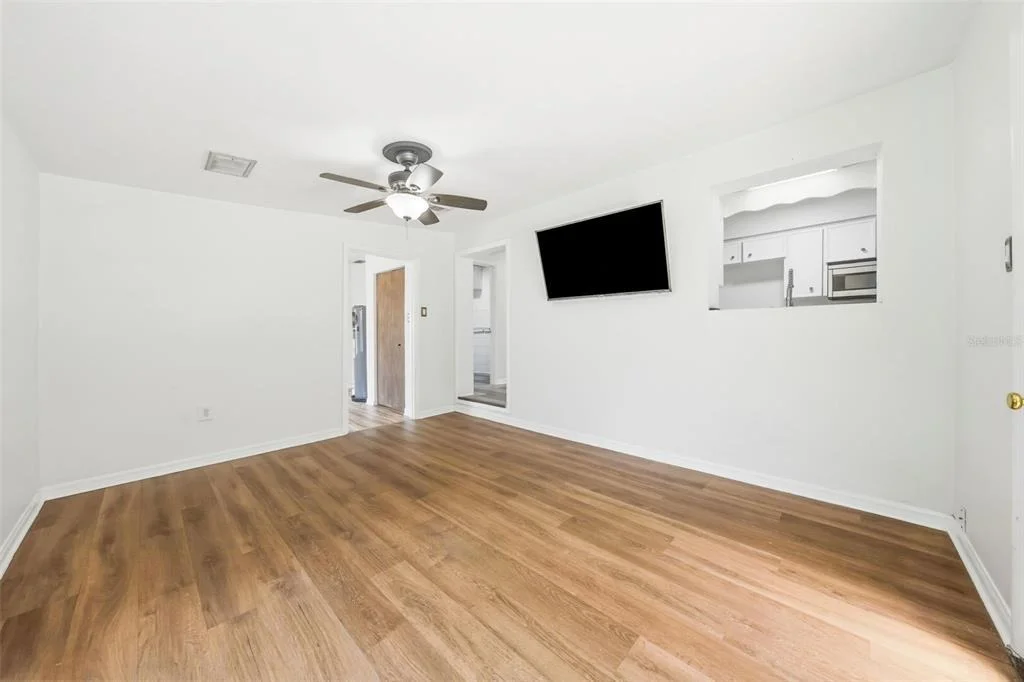 Photo of 3104 GARDEN ROAD