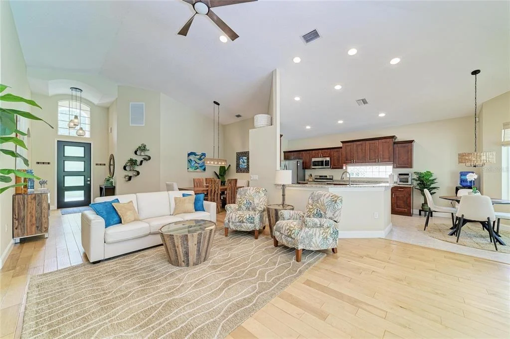 Photo of 6690 TAILFEATHER WAY