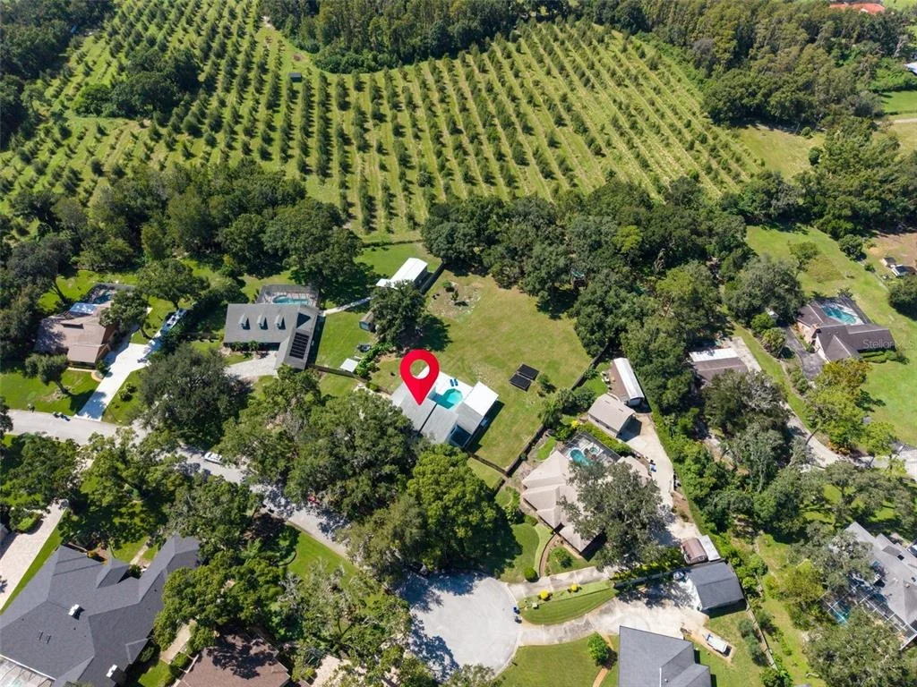 Photo of 810 WARREN ROAD