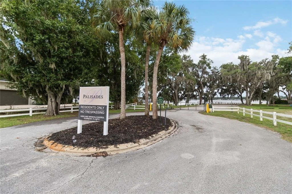 Photo of 10105 SPRING LAKE DRIVE