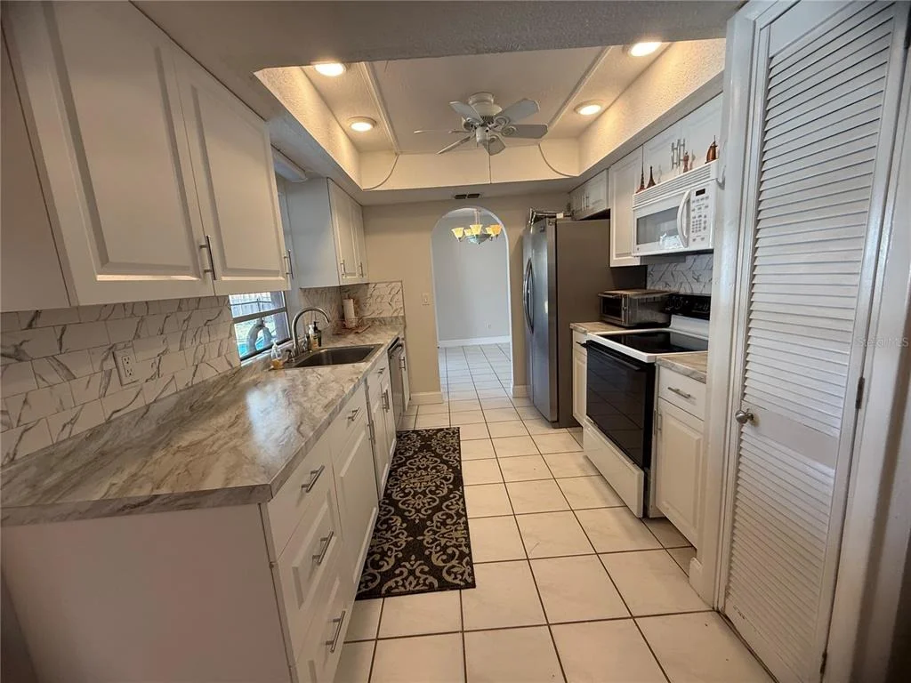Photo of 409 NEEDLES DRIVE