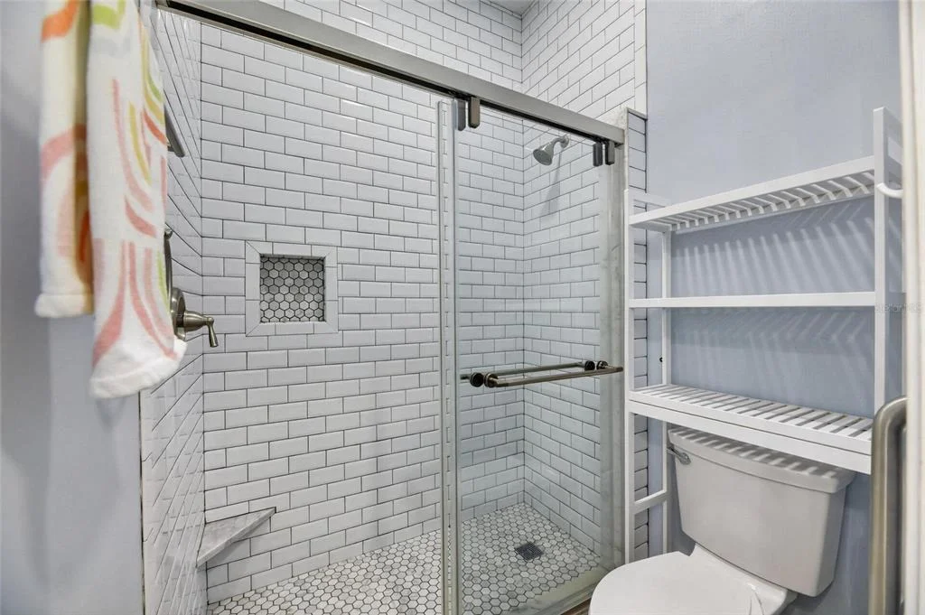 Photo of 5216 POINT HARBOR LANE
