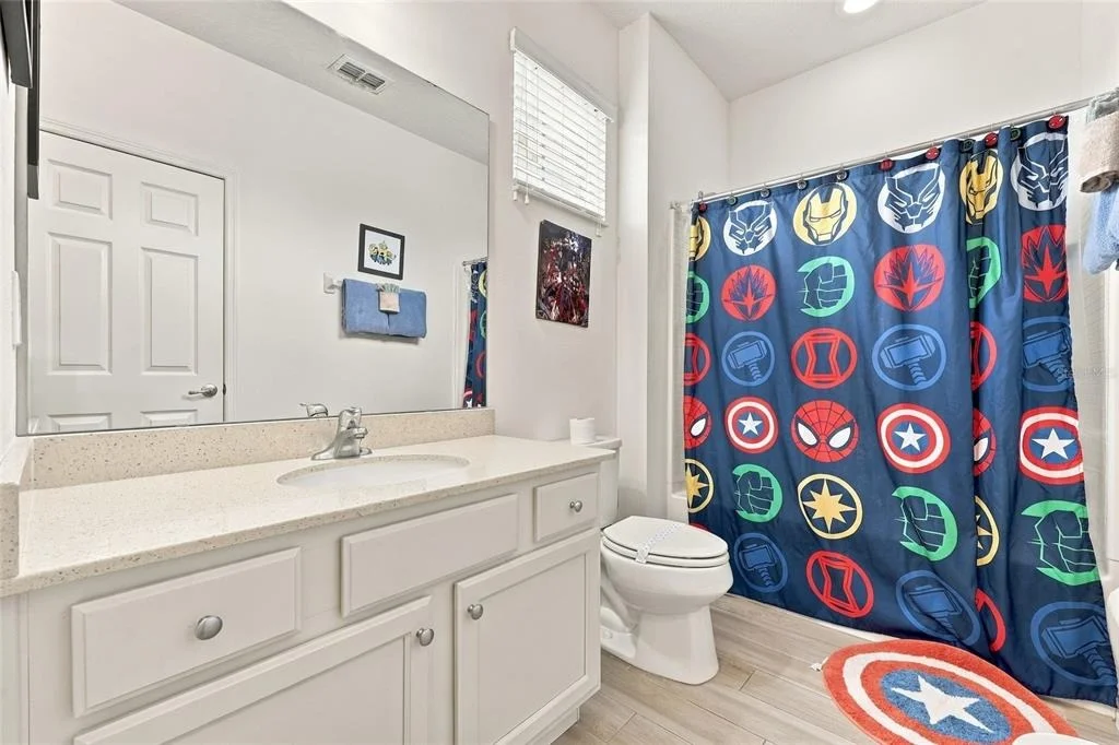 Photo of 6000 OAK GREEN LOOP