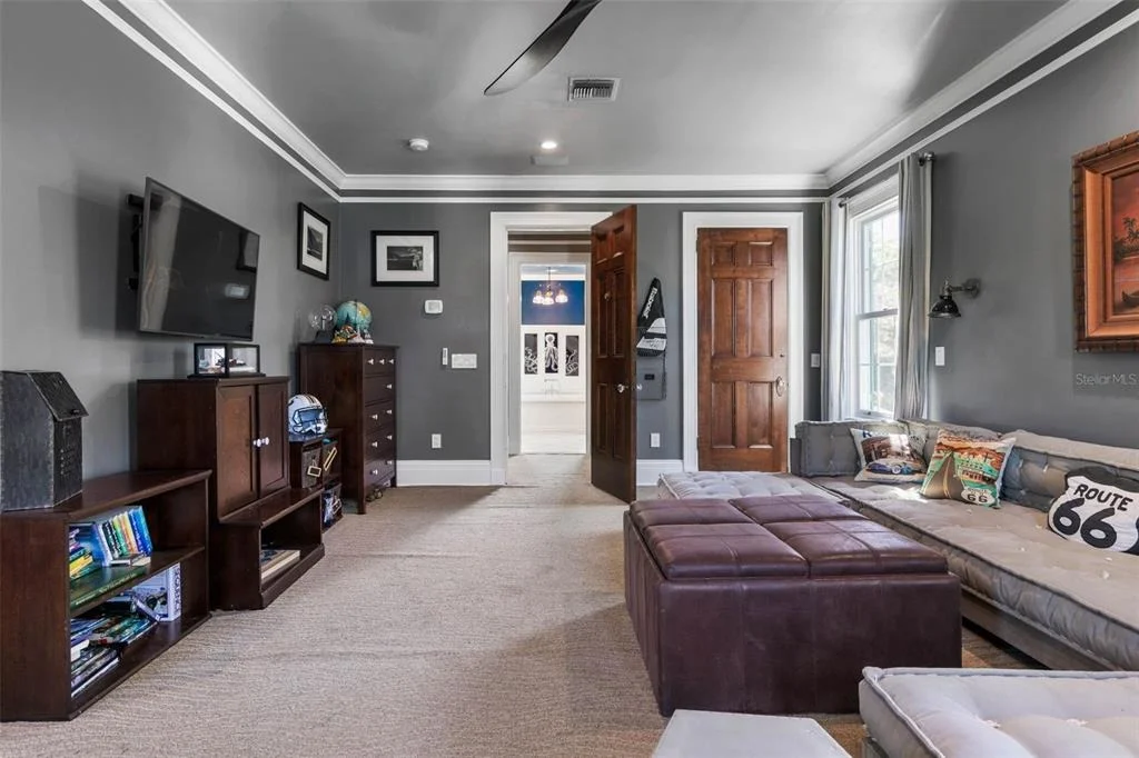 Photo of 253 JOHN ANDERSON DRIVE