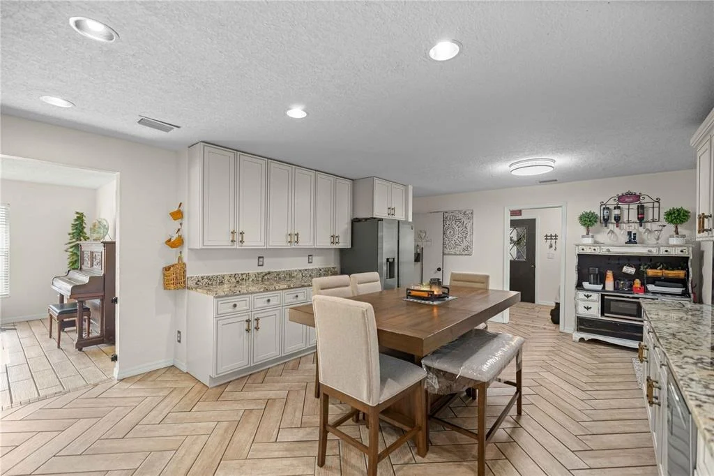 Photo of 1166 SE 44TH AVENUE