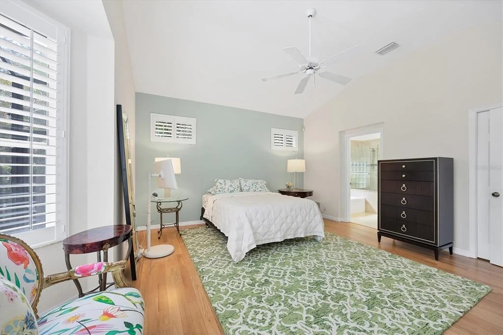 Photo of 7916 HAMPTON COURT