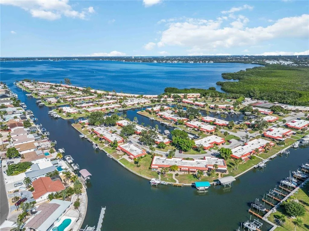 Photo of 9608 VALENCIA COVE