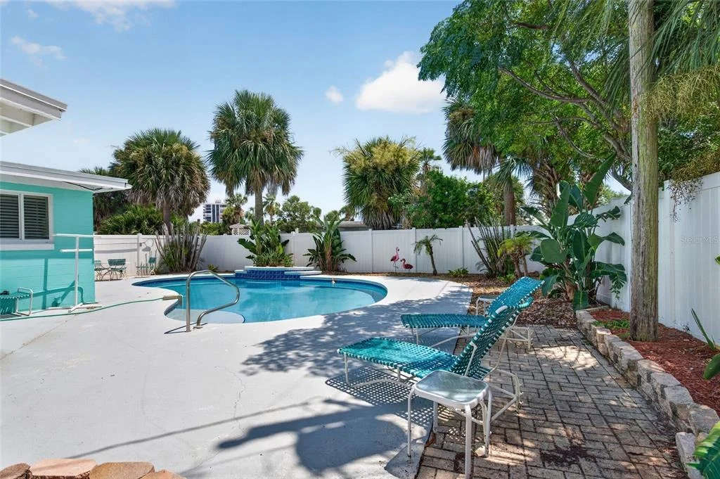 Photo of 102 ESSEX DRIVE