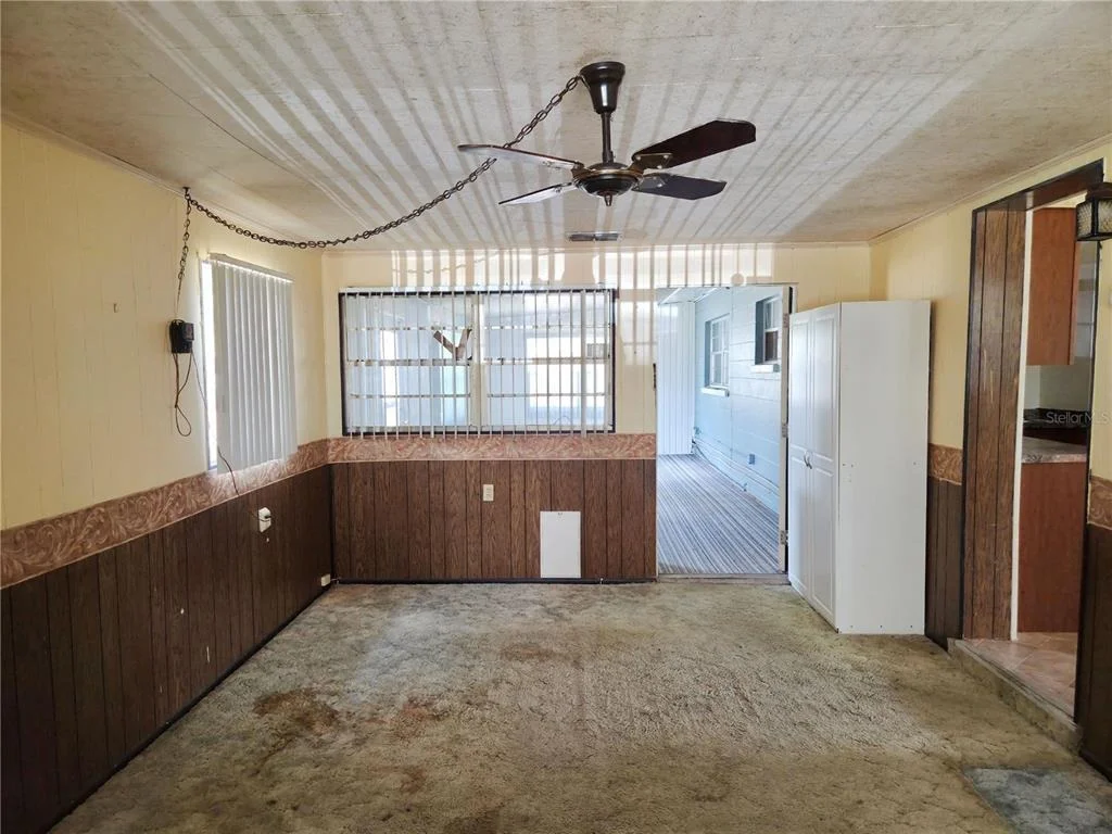 Photo of 640 FORREST DR