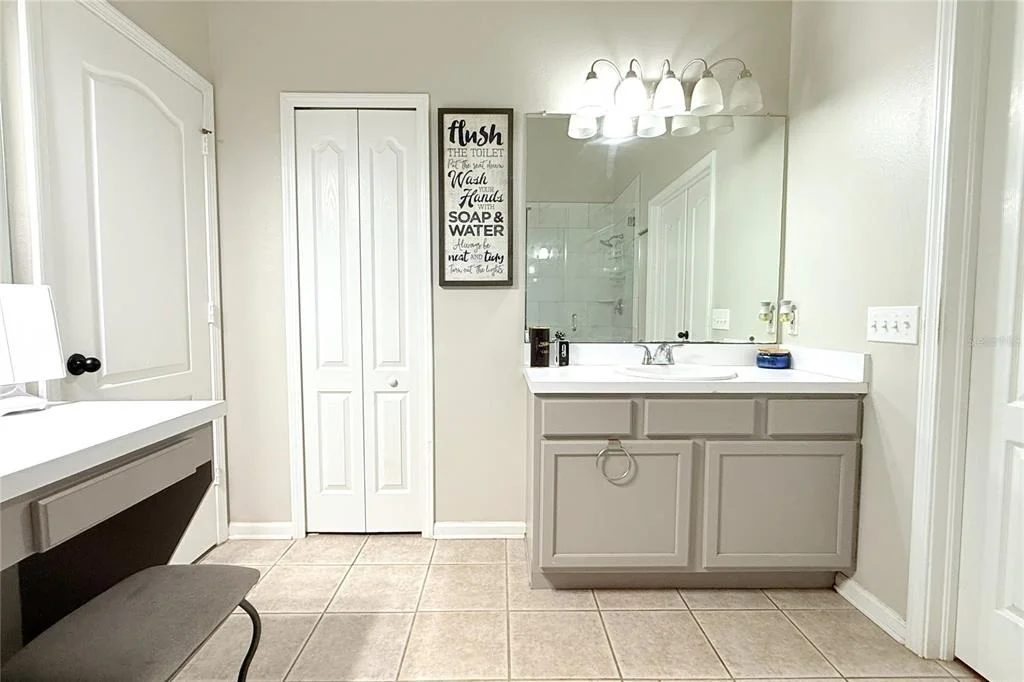 Photo of 10228 HUNTERS HAVEN BOULEVARD