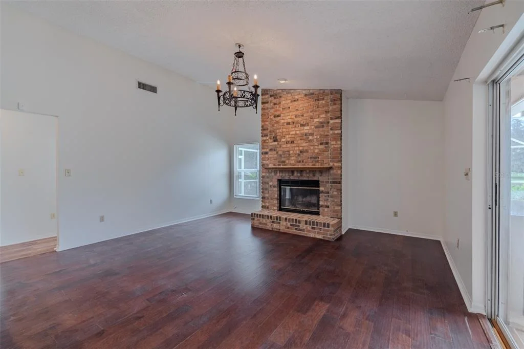 Photo of 1409 HOLLEMAN