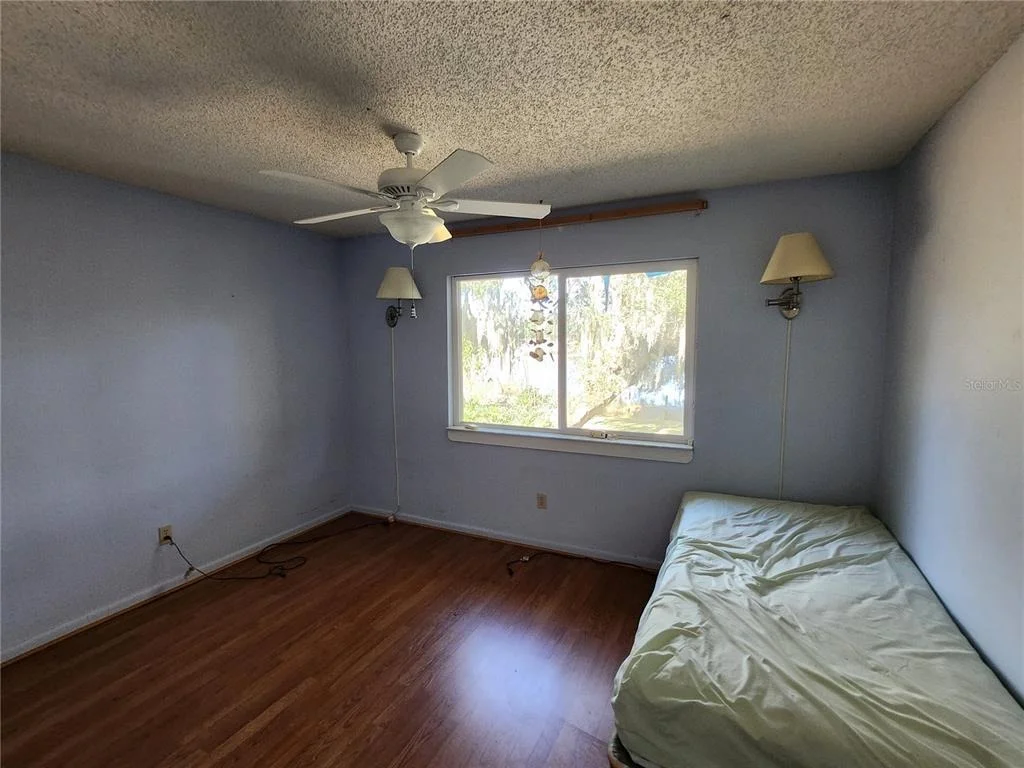 Photo of 25 EMERALD DRIVE