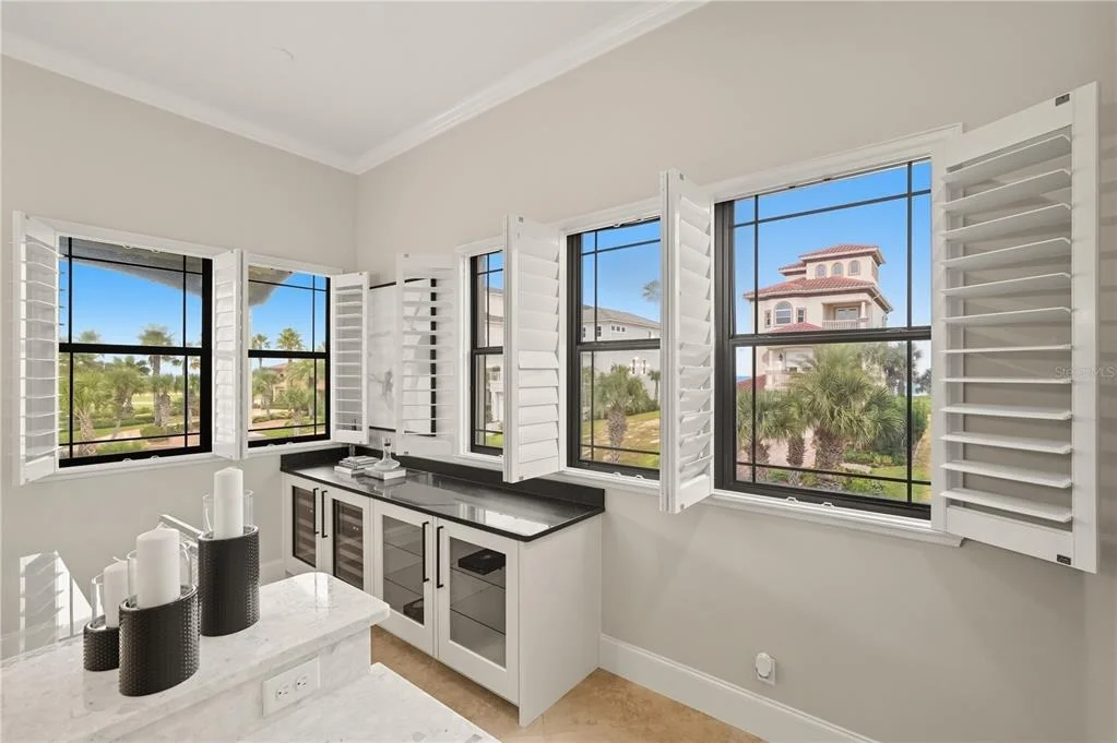 Photo of 355 OCEAN CREST DRIVE