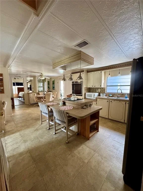 Photo of 119 JANA CIRCLE