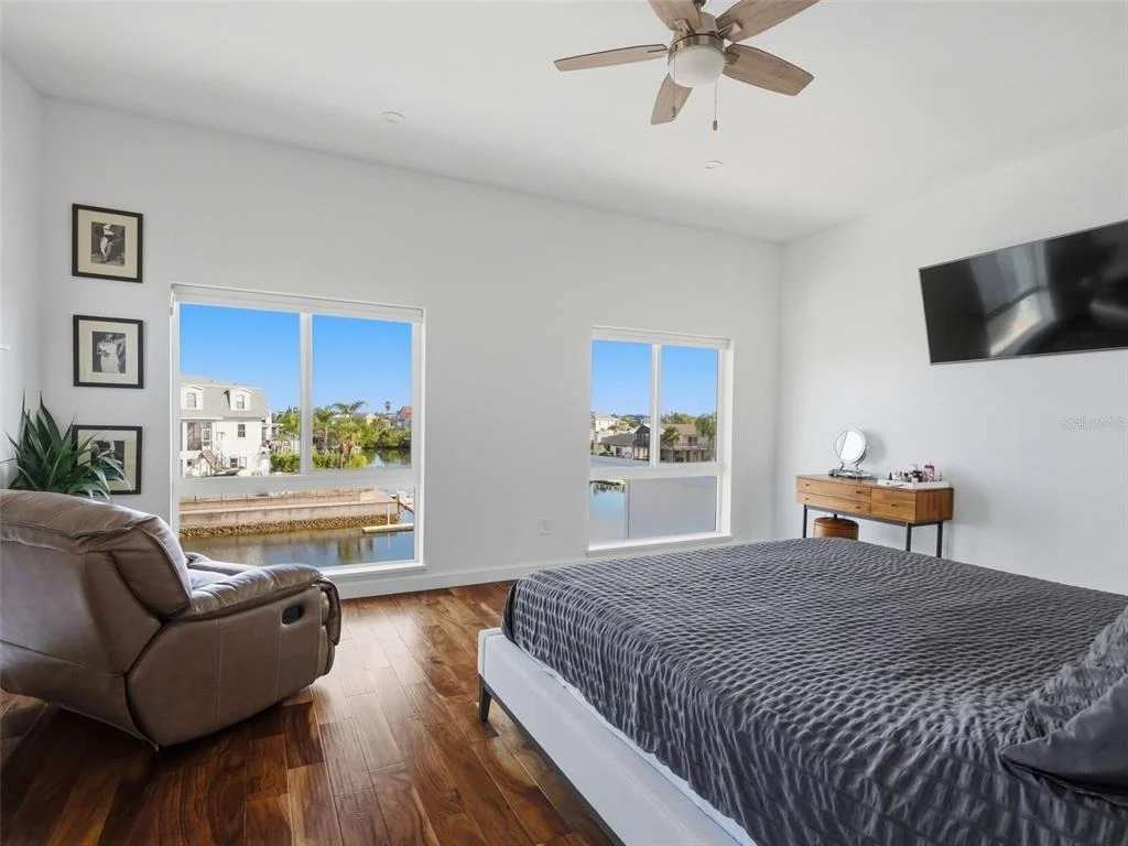 Photo of 3385 GULFVIEW DRIVE