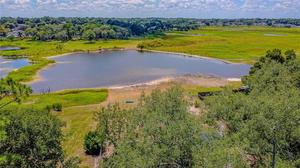 Photo of 6526 LYNN ROAD