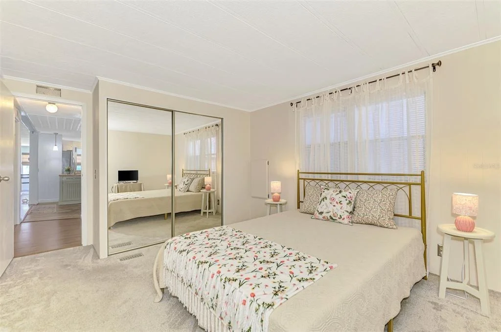 Photo of 49 COMPASS POINT