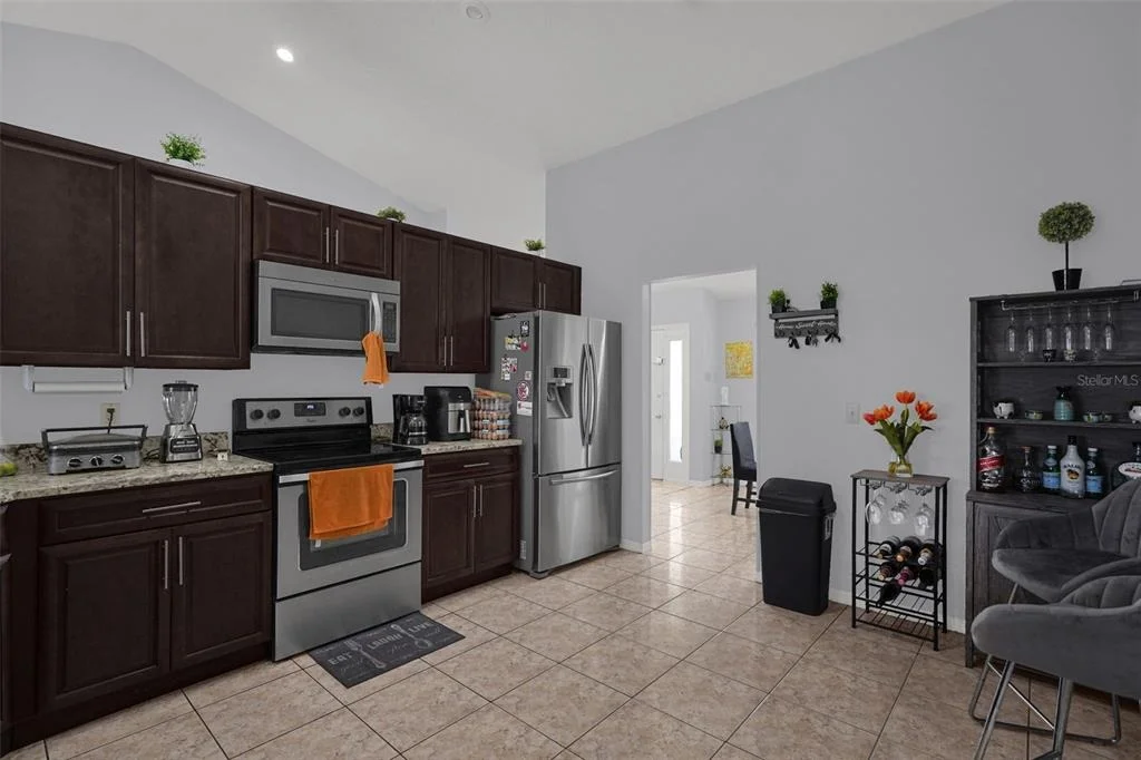 Photo of 230 LYTTON CIRCLE