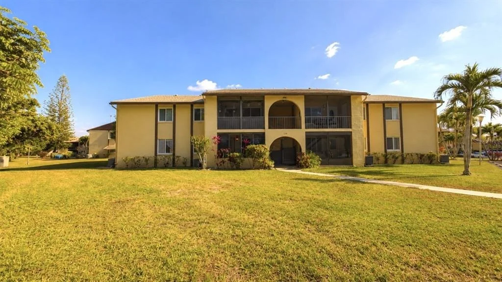 Photo of Unit C1 at 328 PINE RIDGE CIRCLE