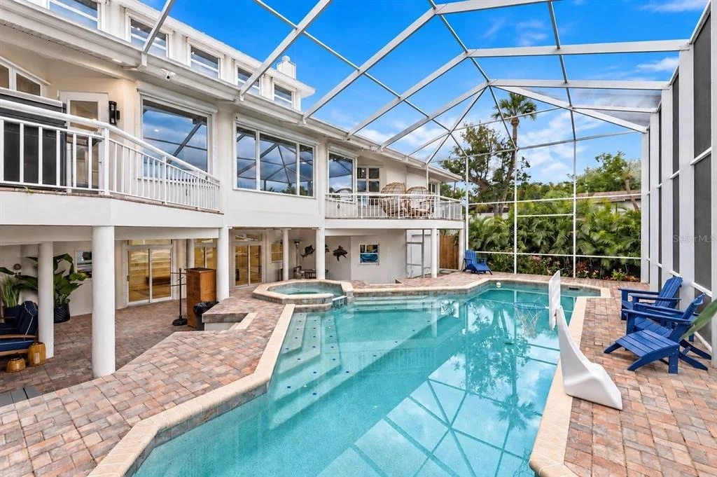 Photo of 4034 ROBERTS POINT ROAD