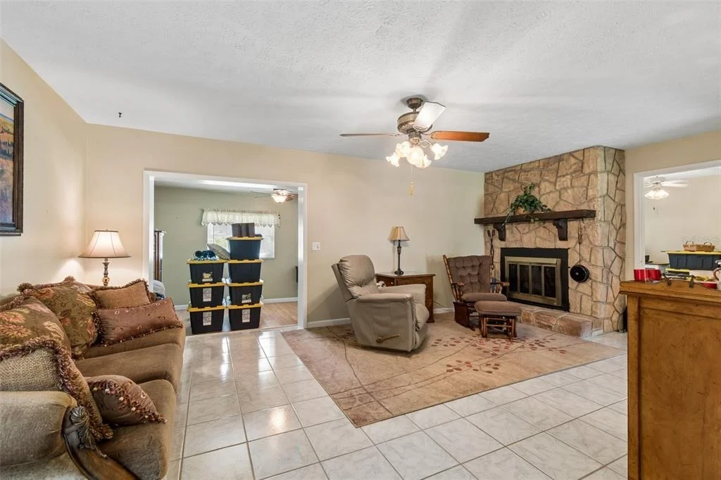Photo of 2321 WOOTEN ROAD