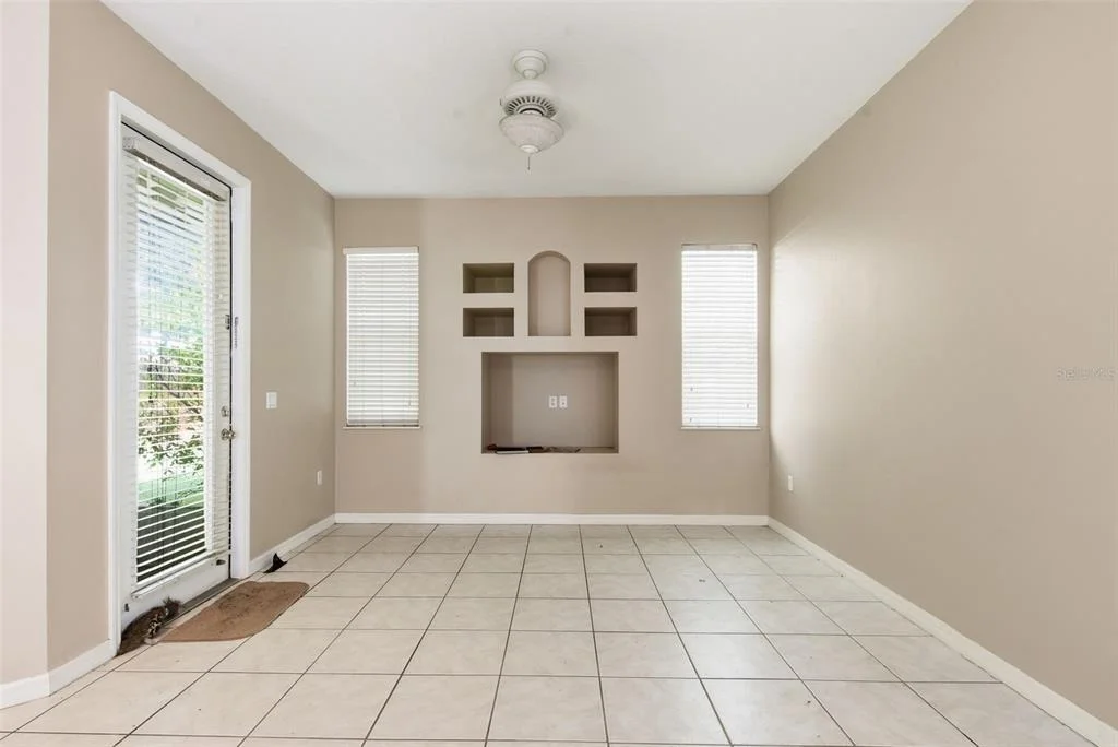 Photo of 929 LASCALA DRIVE