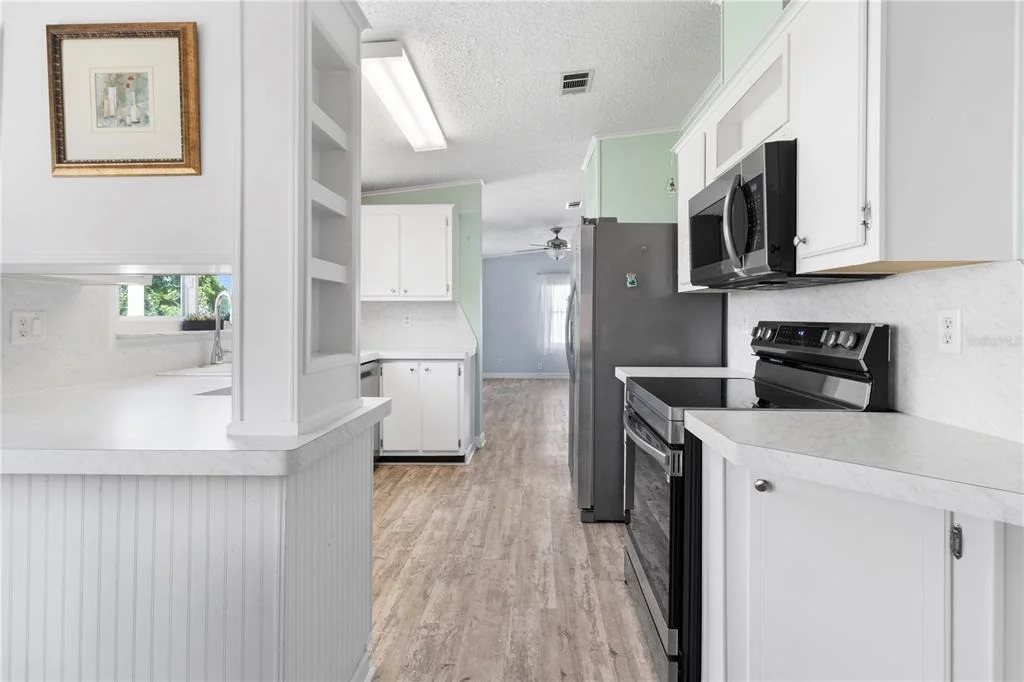 Photo of 190 NIGHTINGALE CIRCLE