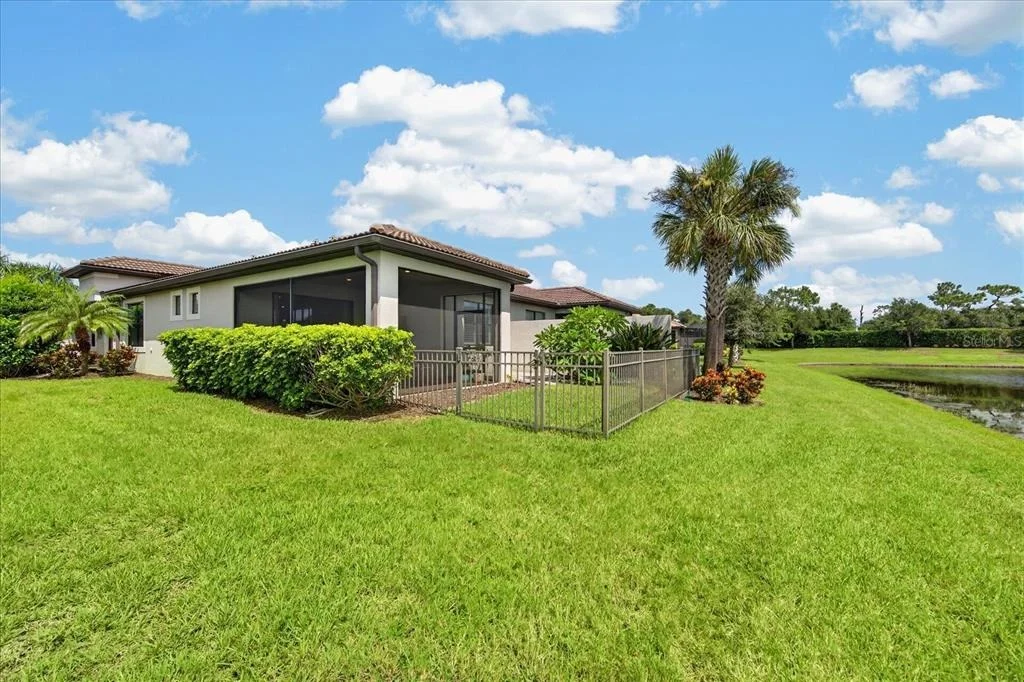 Photo of 6927 HOLBROOK COVE