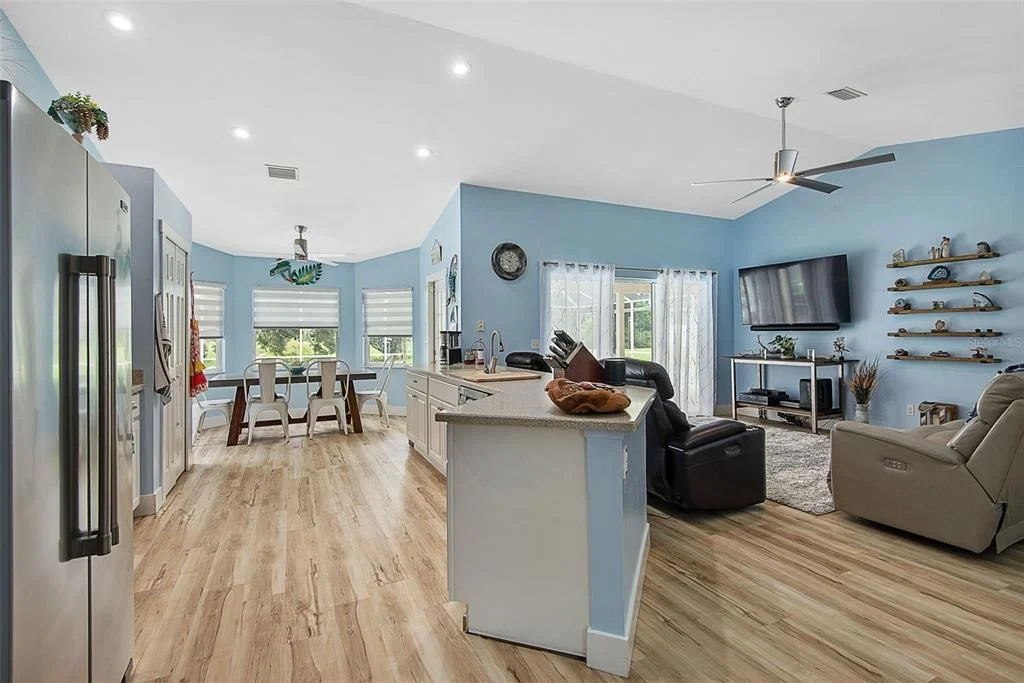 Photo of 62 BAYSIDE DRIVE