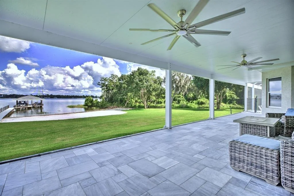 Photo of 492 SUNSET POINTE DRIVE
