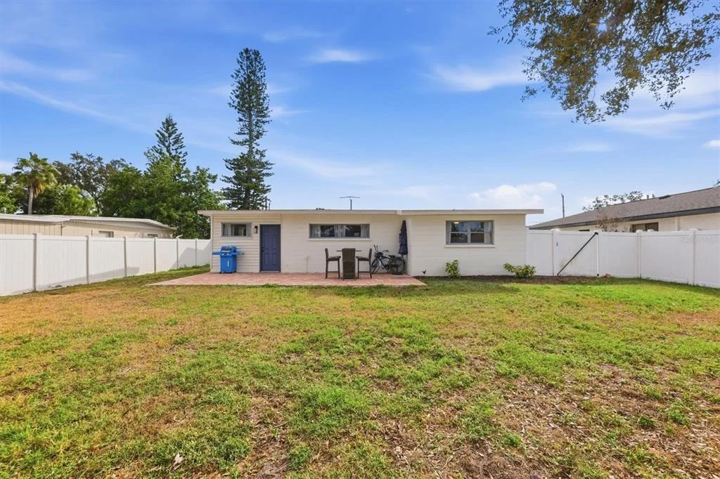 Photo of 4643 BROOKSDALE DRIVE