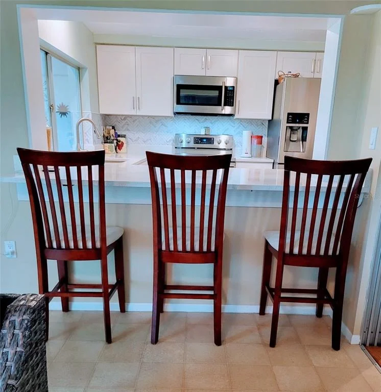 Photo of 8210 VALLEY STREAM LANE