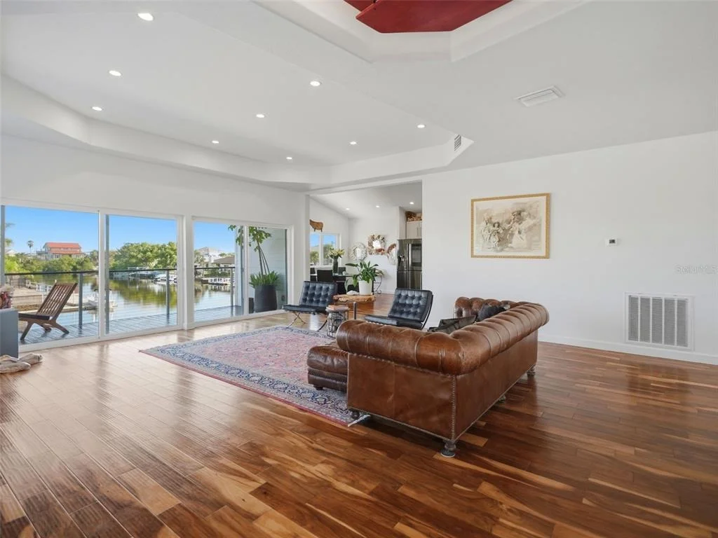 Photo of 3385 GULFVIEW DRIVE
