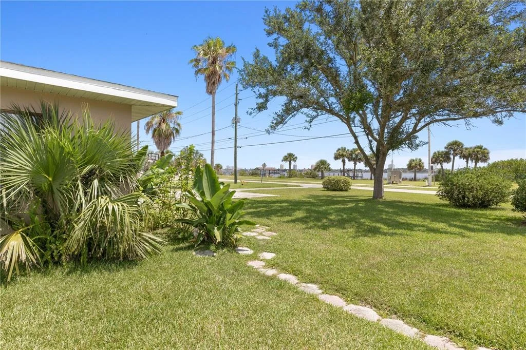 Photo of 504 RIVERSIDE DRIVE