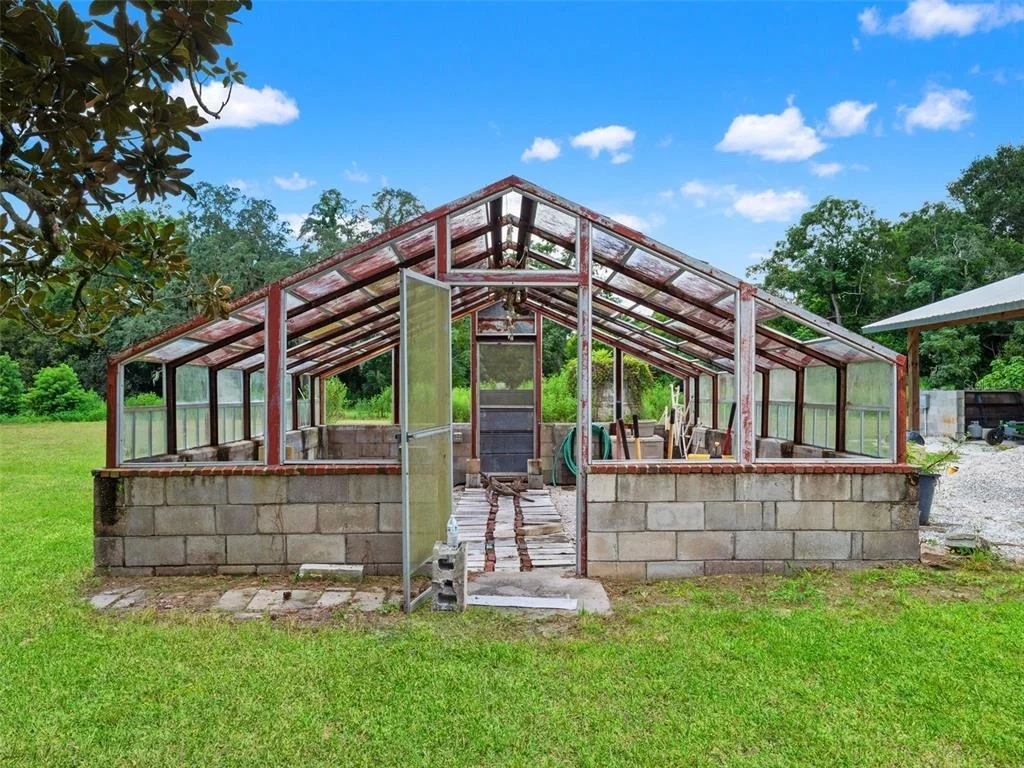 Photo of 255 BENES ROAD