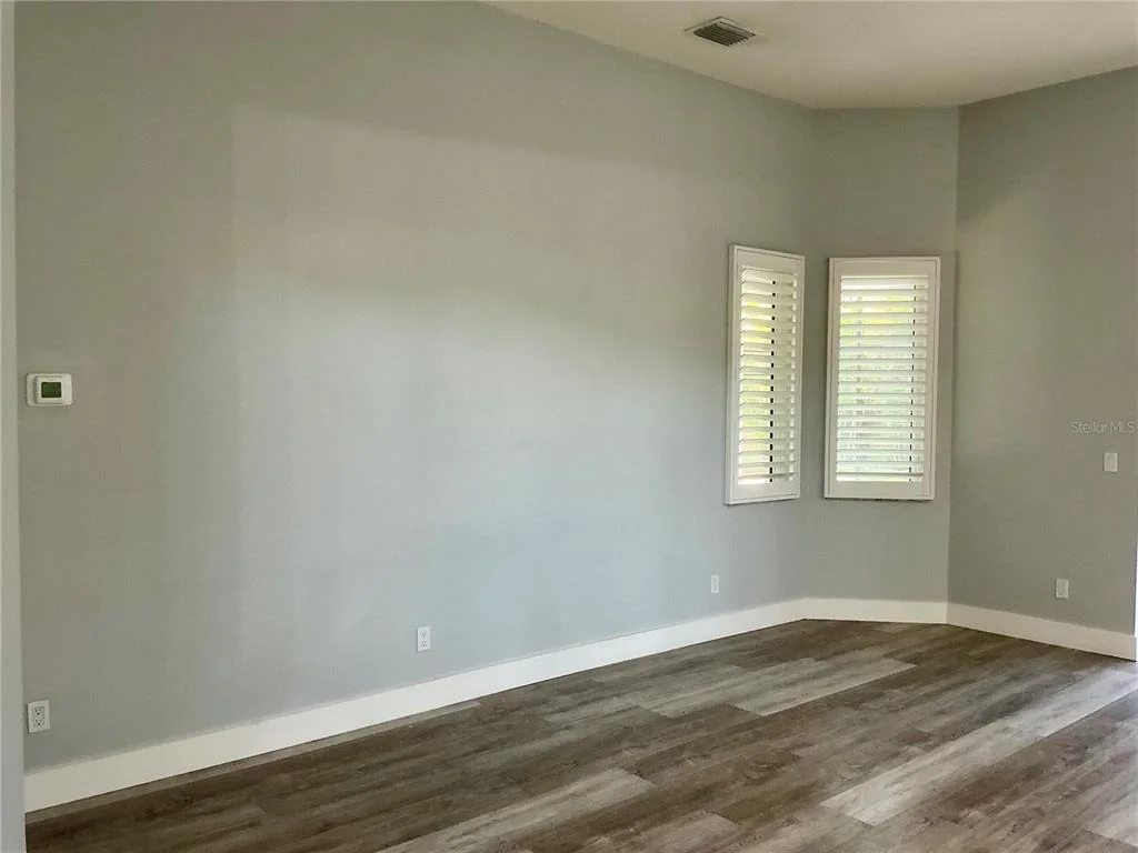 Photo of 126 OLD OAK CIRCLE