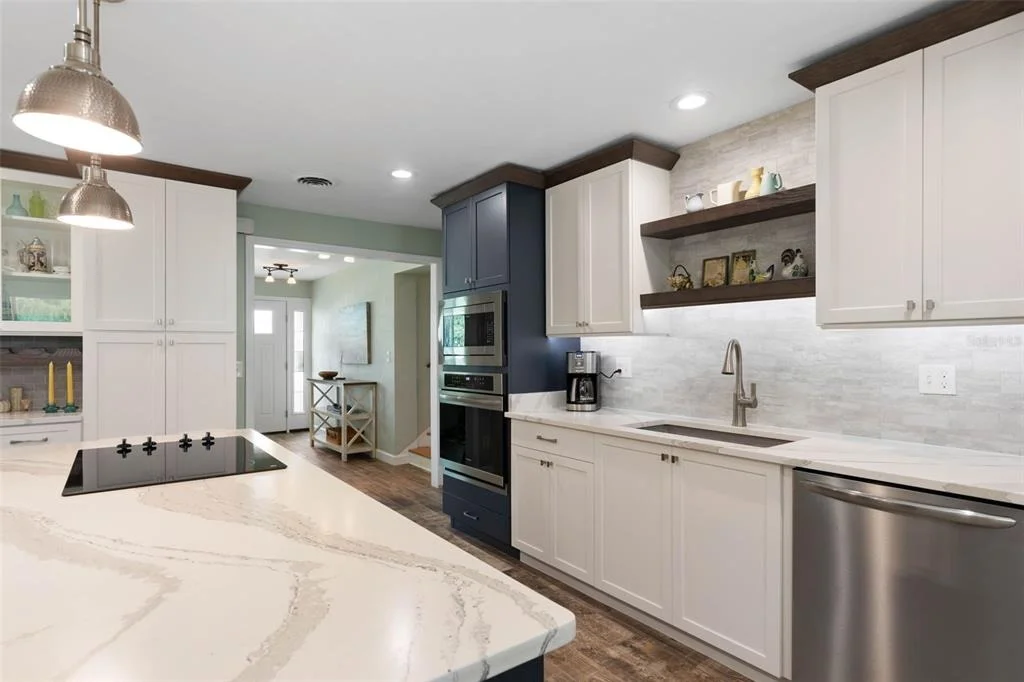 Photo of 76 BANYAN DRIVE