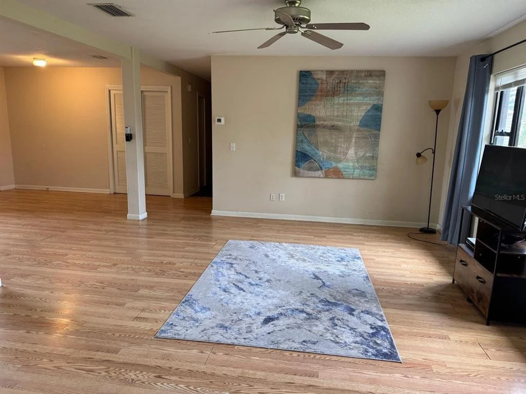 Photo of 978 NAGLE DRIVE