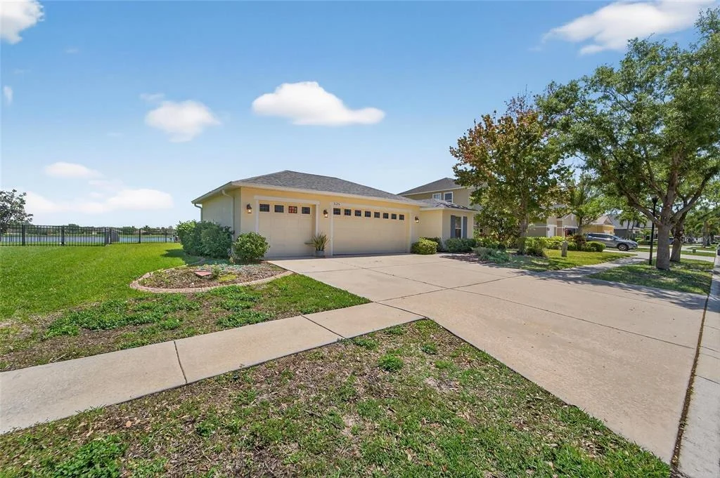 Photo of 5325 SANDY SHELL DRIVE