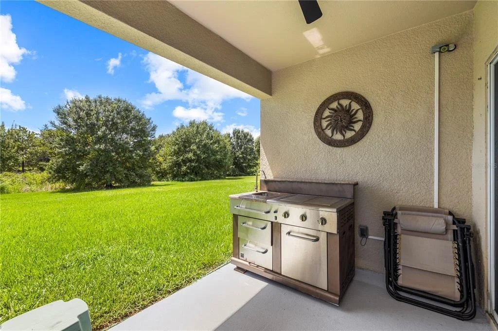 Photo of 10527 PARK MEADOWBROOKE DRIVE