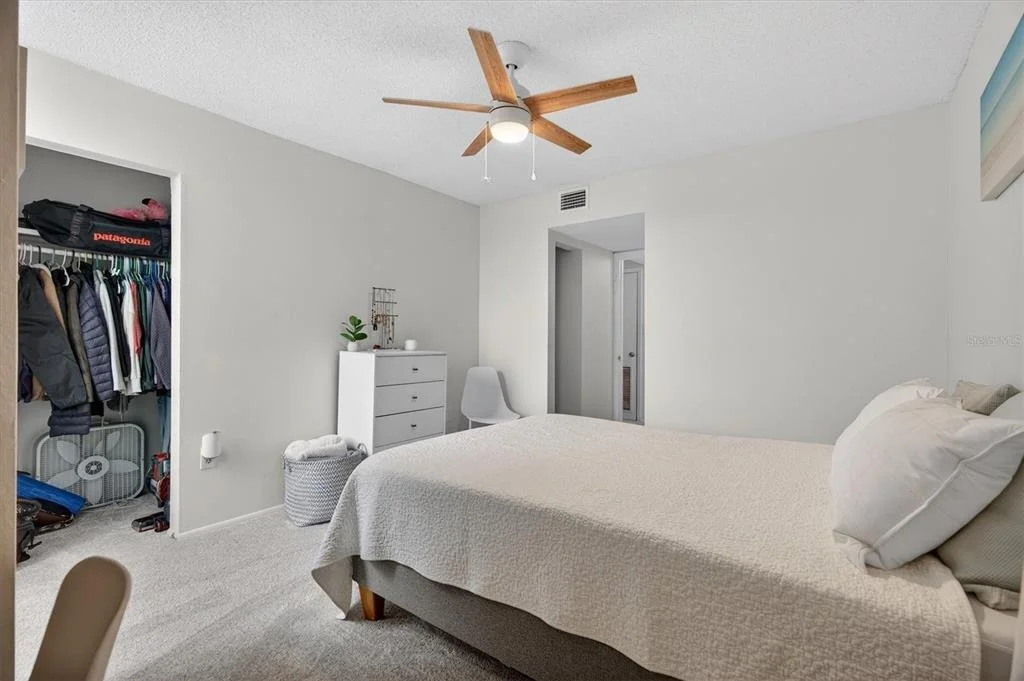 Photo of Unit UT63 at 5500 OCEAN SHORE BOULEVARD