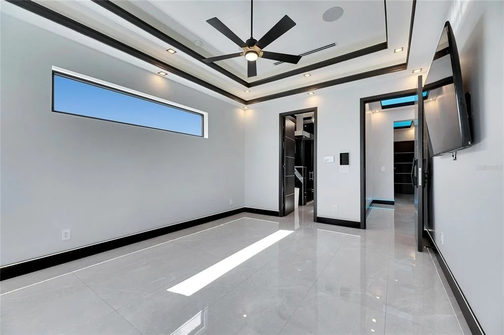 Photo of 6538 SIMONE SHORES CIRCLE