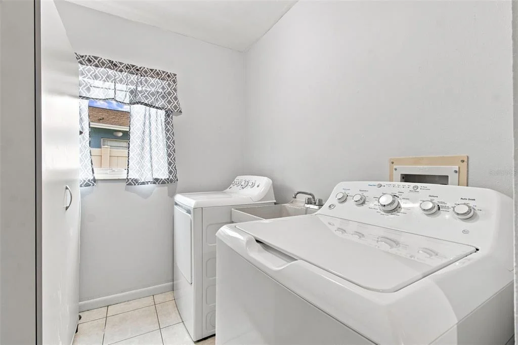 Photo of 3721 SAND PEBBLE DRIVE